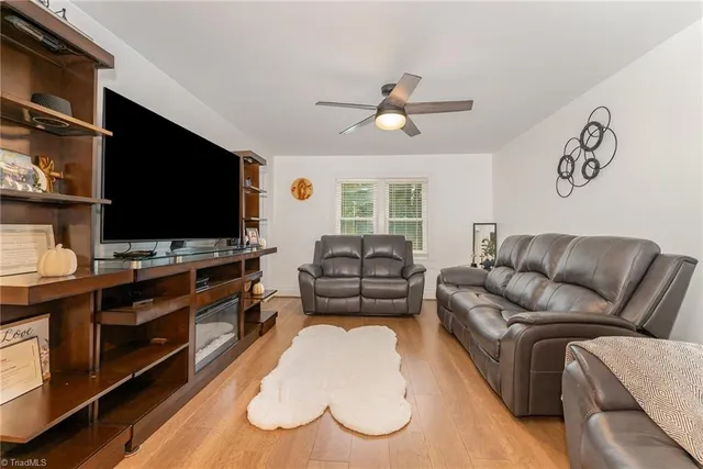 $300,000 | 490 Oakland Drive, Elkin, NC 28621