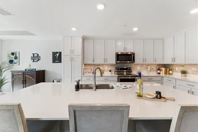 $4,100 | 6058 National Blvd Avenue, Unit 323, Immokalee, FL 34142