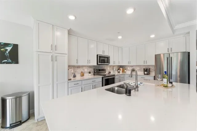 $4,100 | 6058 National Blvd Avenue, Unit 323, Immokalee, FL 34142