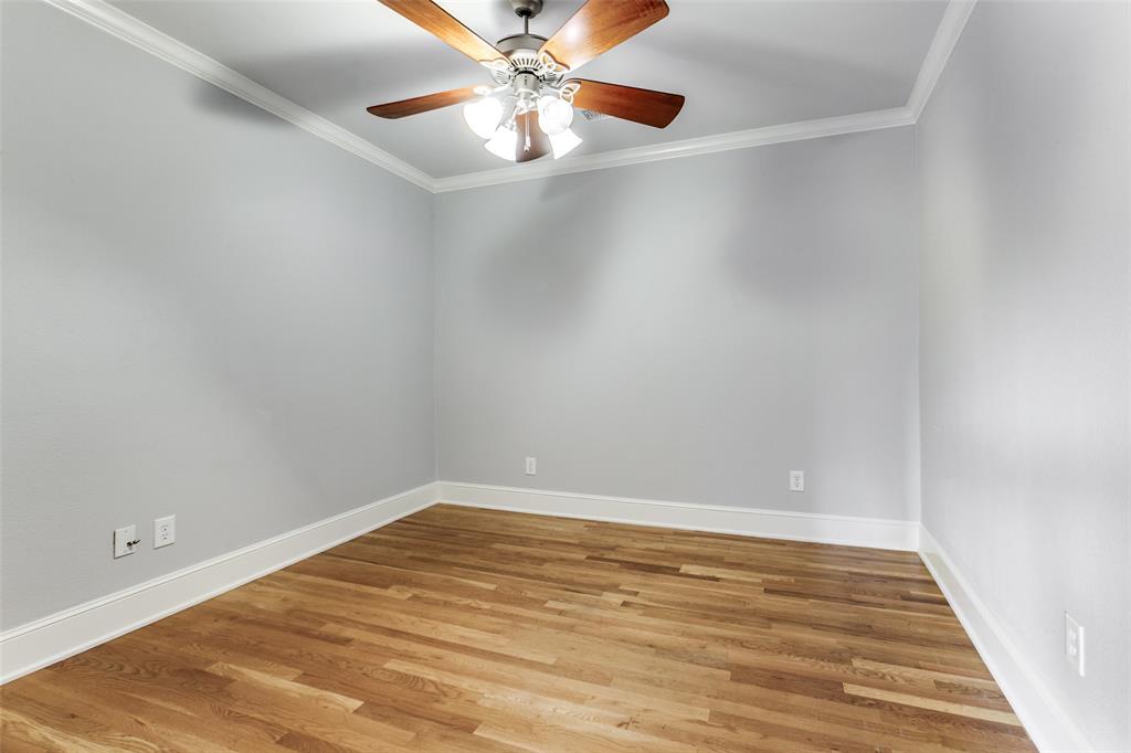 5055 Addison Circle, Unit 205 Addison, TX 75001 - Photo 13 of 24