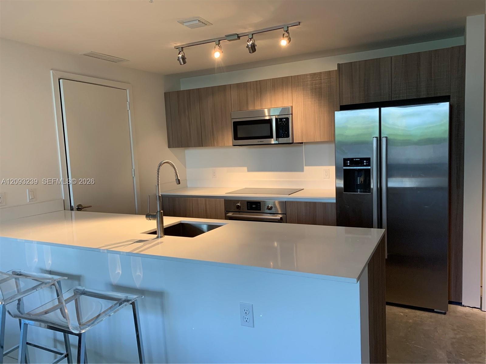 201 Southwest 17th Road, Unit 309 Miami, FL 33129 - Photo 10 of 15 Gallery Image 10