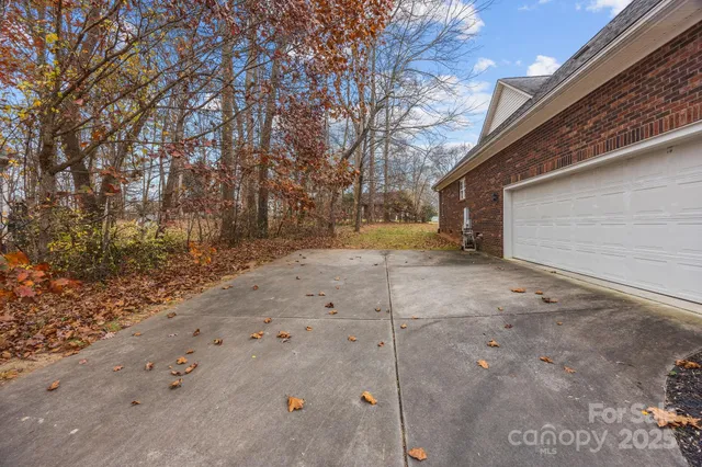 $399,000 | 1053 Rosewood Drive, China Grove, NC 28023