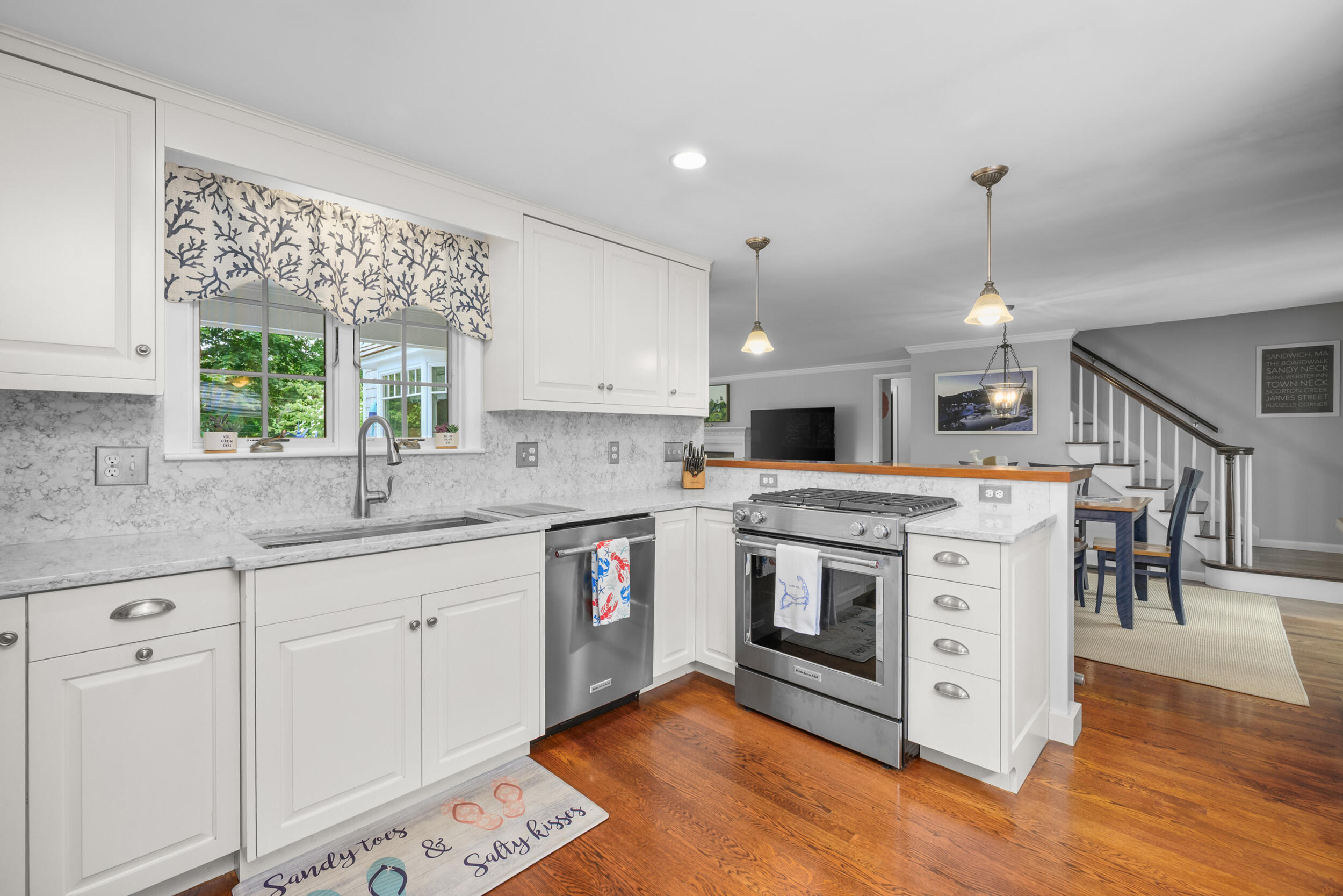 38 Grove Street Sandwich, MA 02563 - Photo 10 of 34 38 Grove - Kitchen