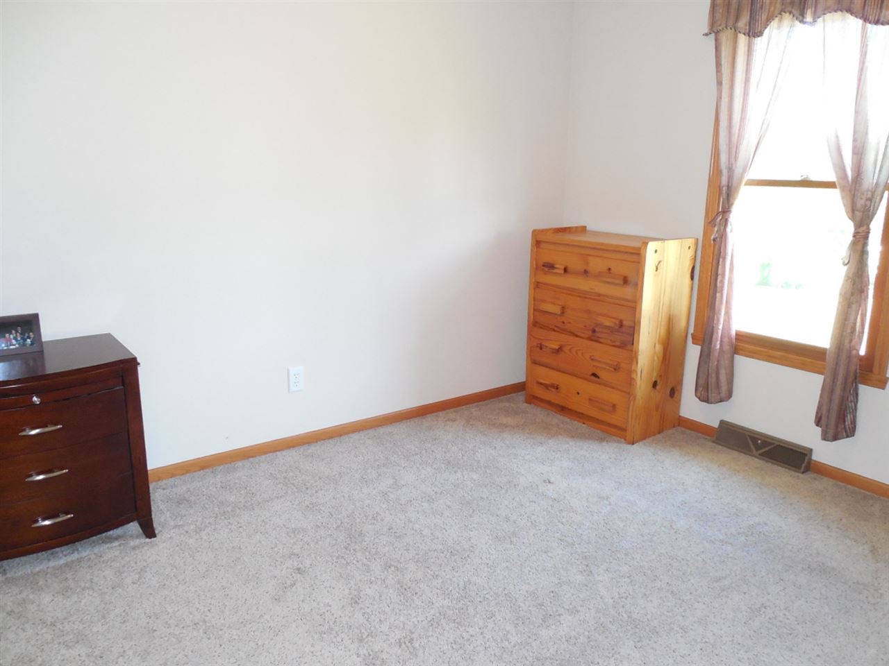 1647 Larchmont Road Lake Summerset, IL 61019 - Photo 14 of 24 Gallery Image 14