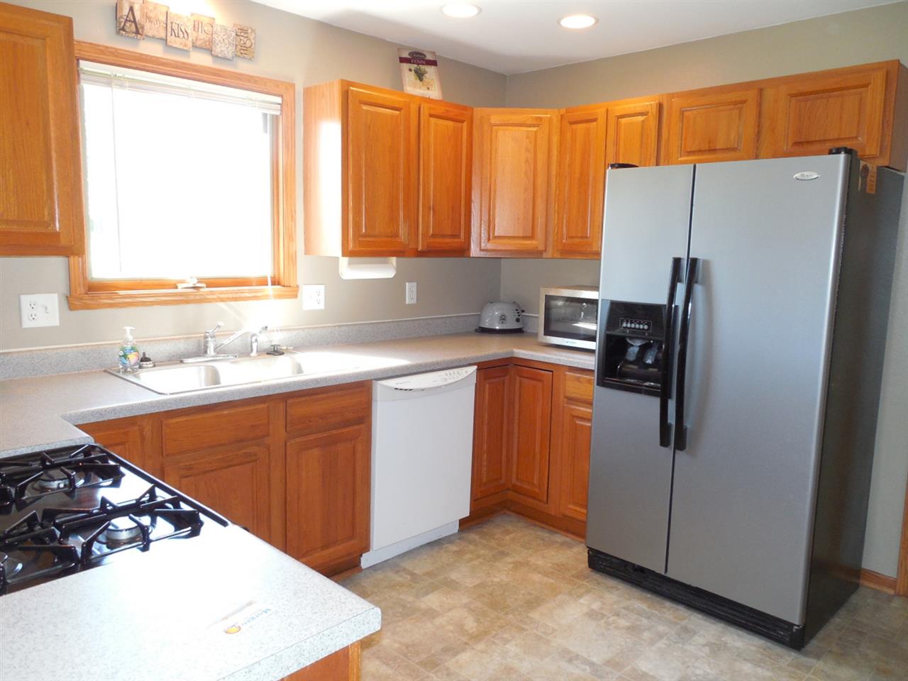 1647 Larchmont Road Lake Summerset, IL 61019 - Photo 8 of 24 Gallery Image 8