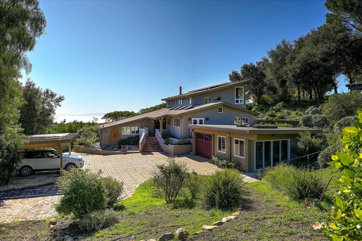 2020 Las Canoas Ridge Way Santa Barbara, CA 93105 - Photo 2 of 37 04-004