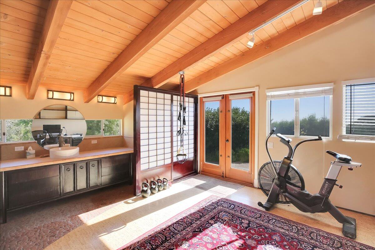 2020 Las Canoas Ridge Way Santa Barbara, CA 93105 - Photo 23 of 37 50-050