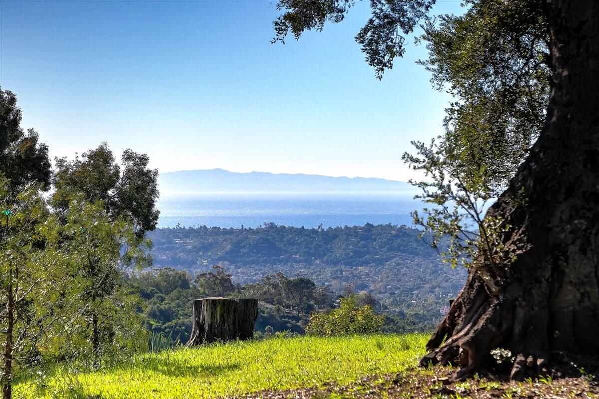 2020 Las Canoas Ridge Way Santa Barbara, CA 93105 - Photo 27 of 37 03-003