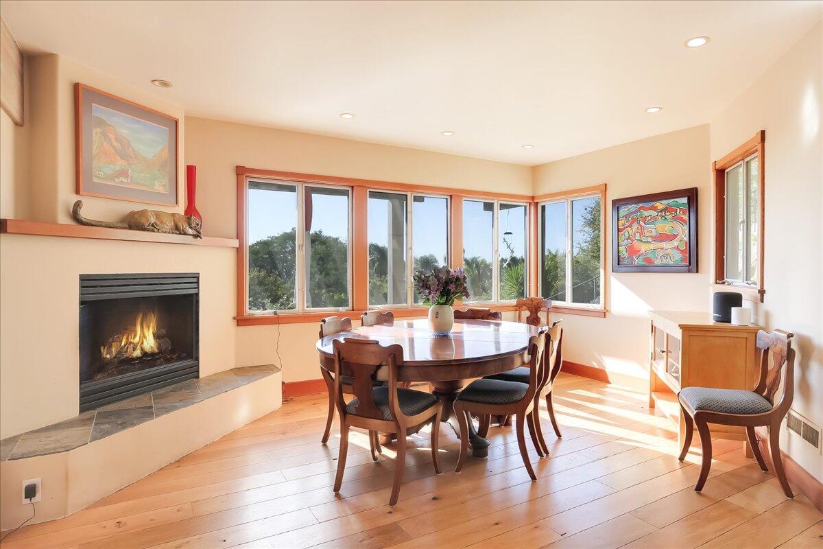 2020 Las Canoas Ridge Way Santa Barbara, CA 93105 - Photo 6 of 37 28-028