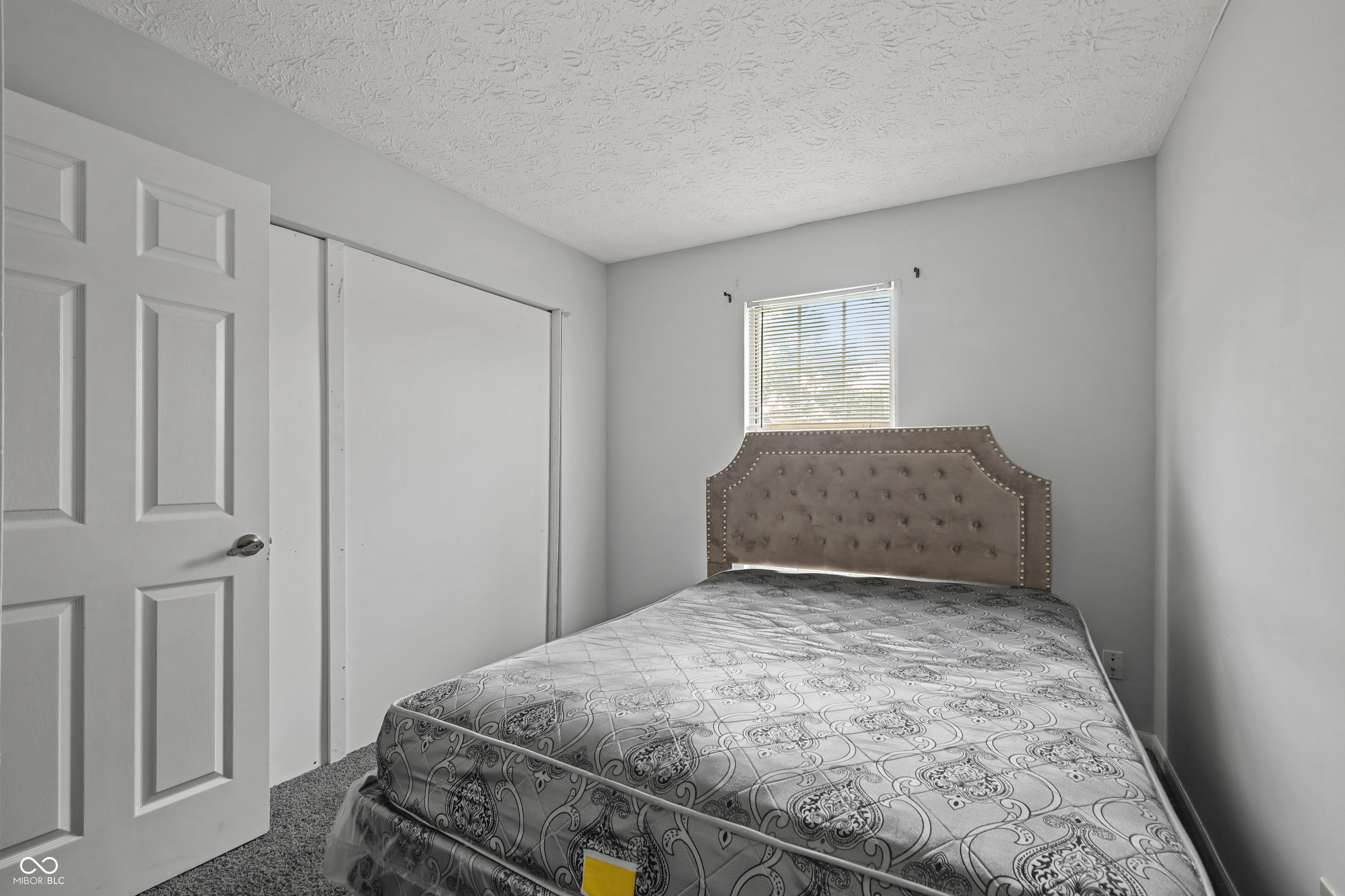 2524 Chaseway Court Indianapolis, IN 46268 - Photo 15 of 25
