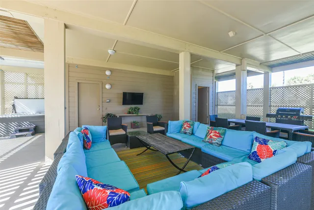 $4,500 | 18418 East De Vaca Lane, Galveston, TX 77554