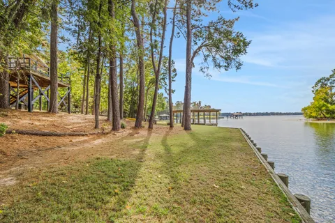 $360,000 | 170 Sea Gull Drive, Livingston, TX 77351