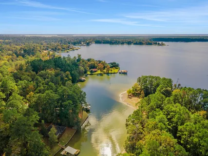 $360,000 | 170 Sea Gull Drive, Livingston, TX 77351