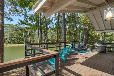 $360,000 | 170 Sea Gull Drive, Livingston, TX 77351