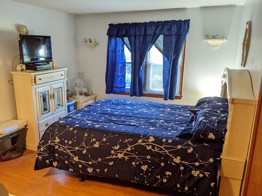 51 Bay Road Hadley, MA 01035 - Photo 10 of 25 Gallery Image 10