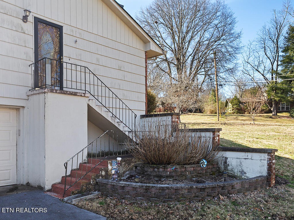 916 Mallory Road Knoxville, TN 37919 - Photo 12 of 51