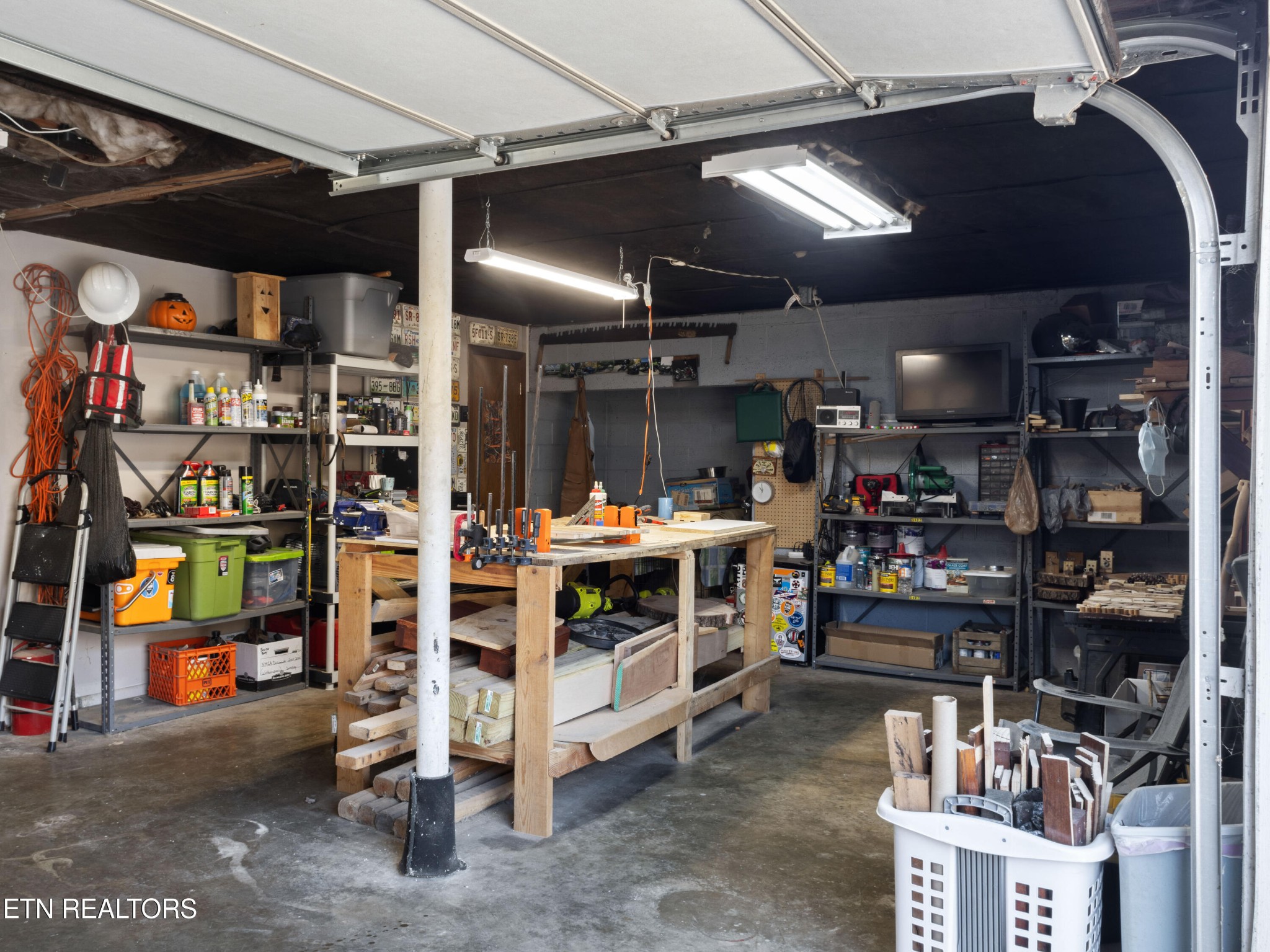 916 Mallory Road Knoxville, TN 37919 - Photo 23 of 51