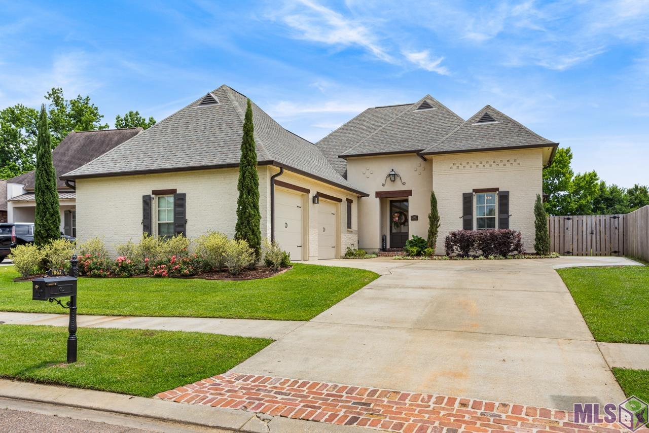 7062 Rue Lierre Street Zachary, LA 70791 - Photo 1 of 22 Gallery Image 1