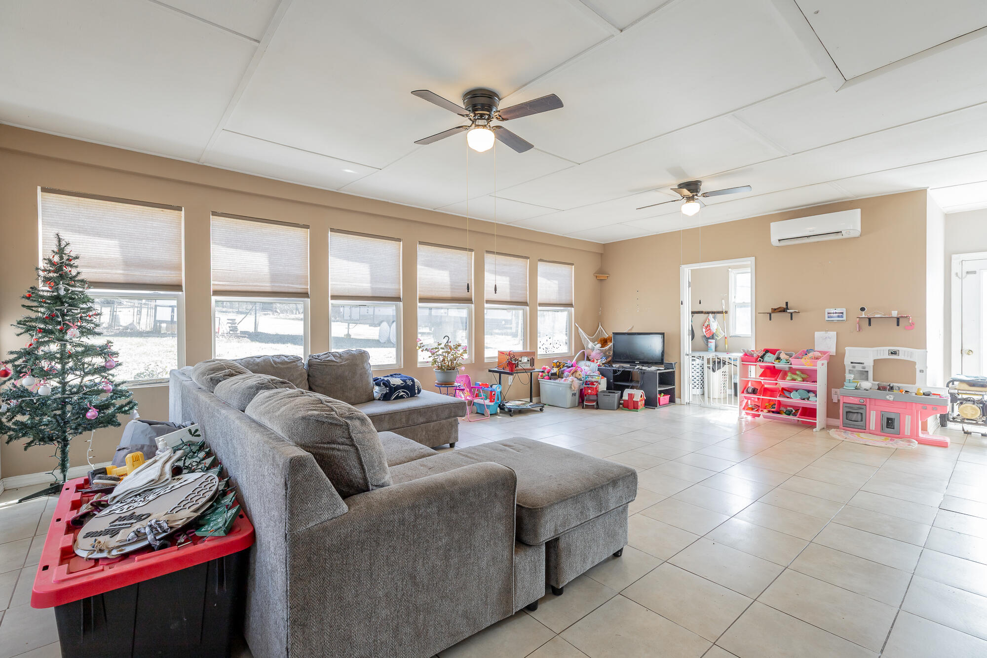 746 Maple Street Whitwell, TN 37397 - Photo 6 of 52 746 Maple Street HD-2