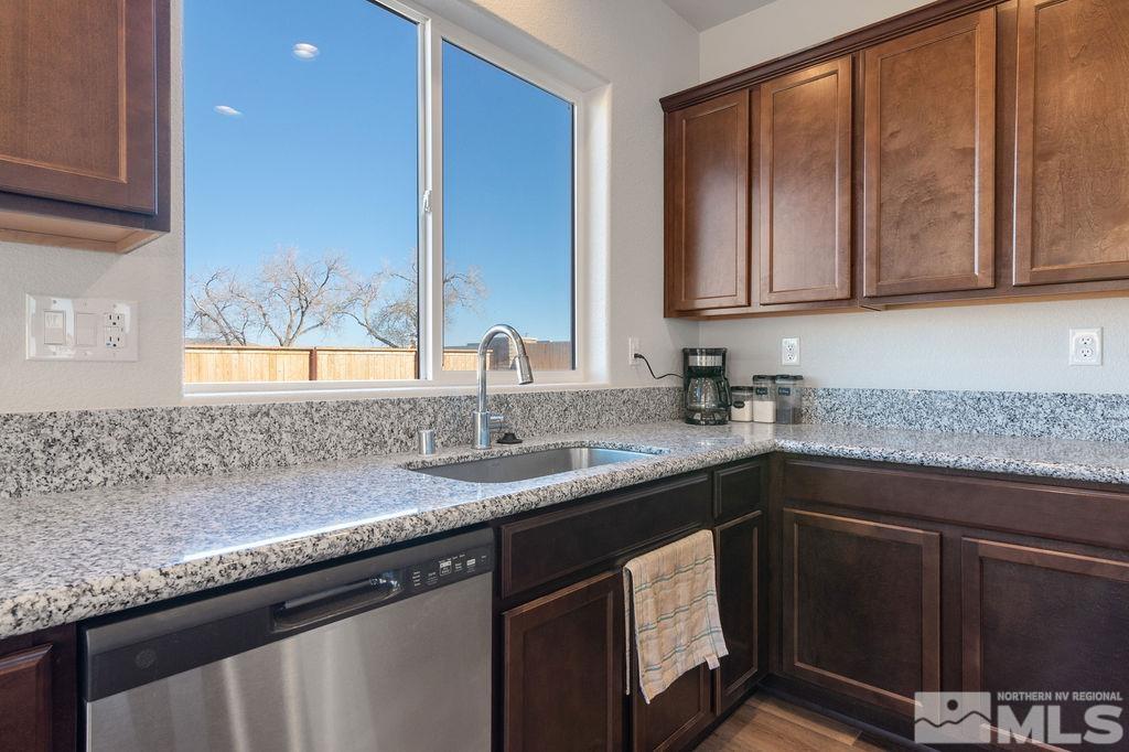 5095 Neumann Drive Reno, NV 89506 - Photo 11 of 38 Photo 11