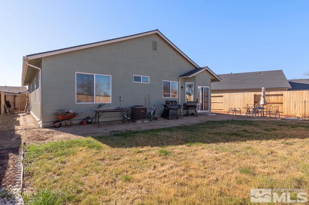 5095 Neumann Drive Reno, NV 89506 - Photo 32 of 38 Photo 32