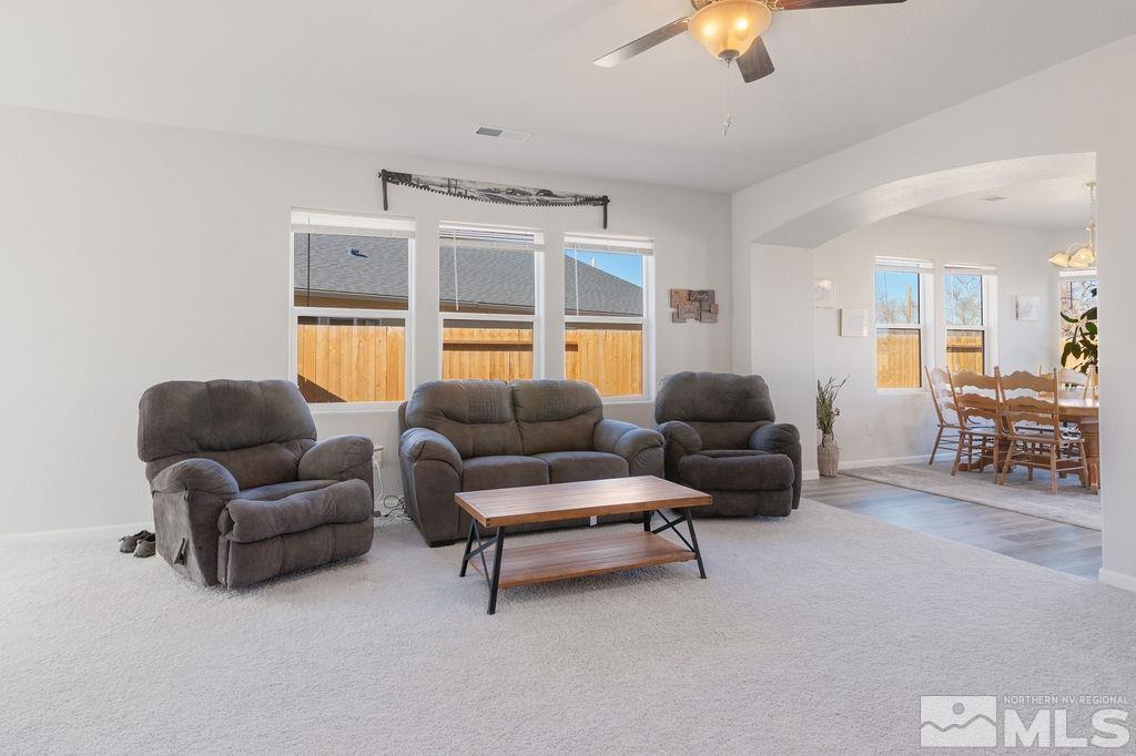 5095 Neumann Drive Reno, NV 89506 - Photo 6 of 38 Photo 6