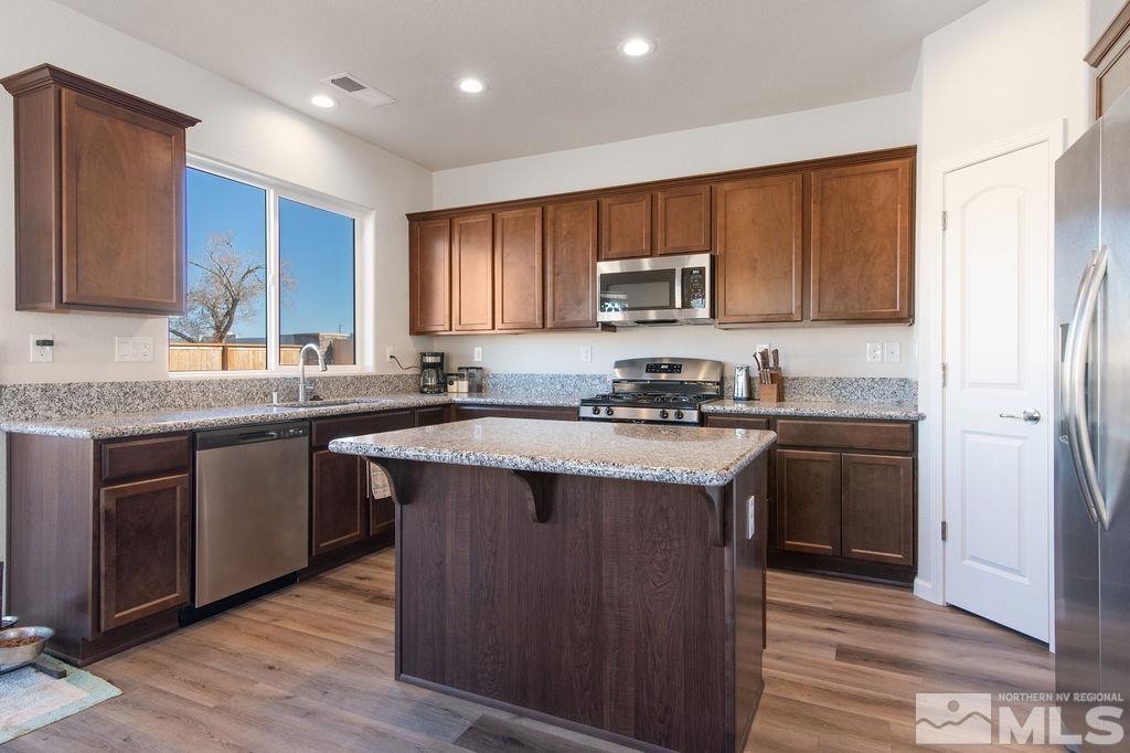 5095 Neumann Drive Reno, NV 89506 - Photo 9 of 38 Photo 9