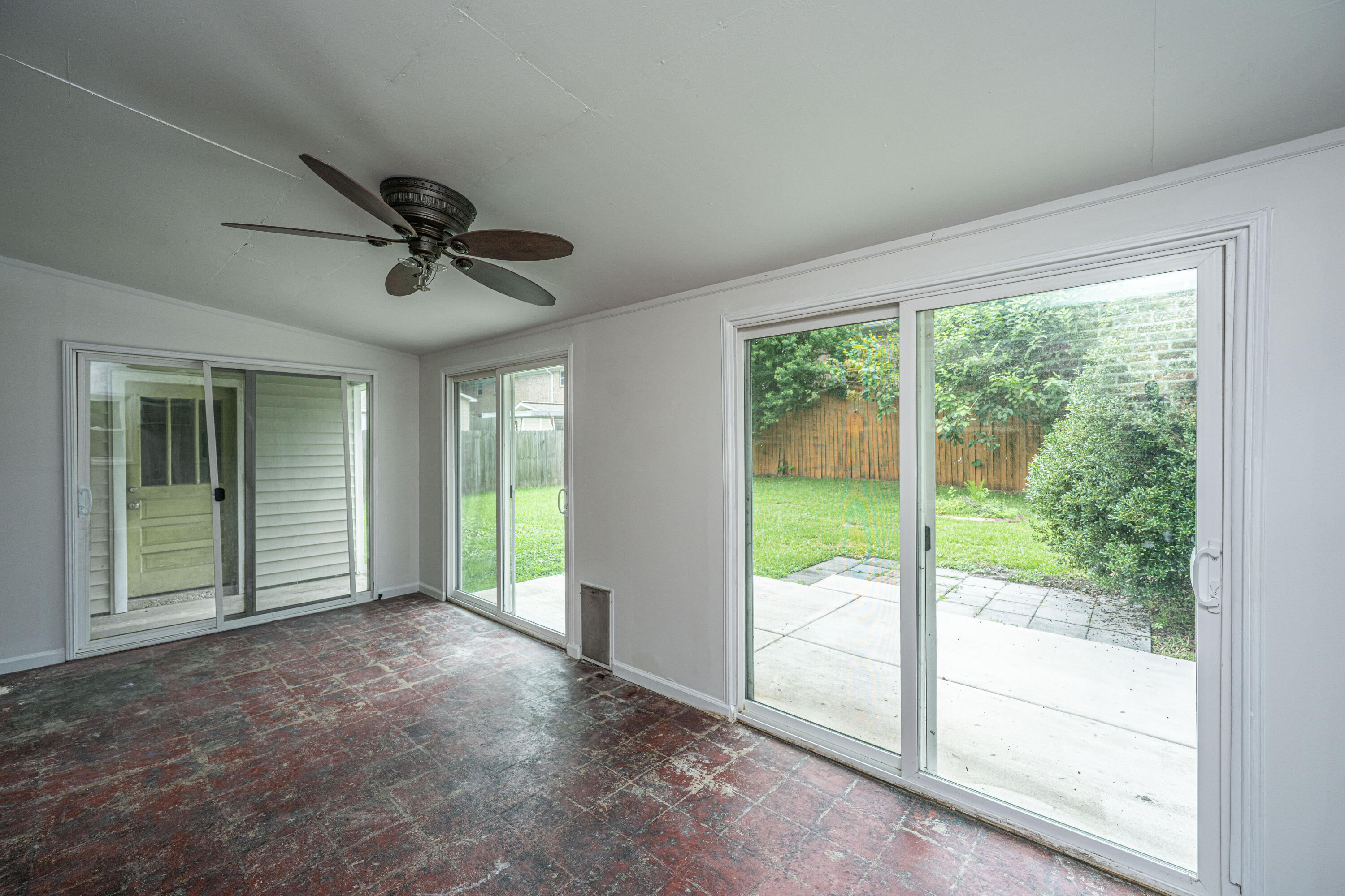 1010 West Recess Road Hanahan, SC 29410 - Photo 20 of 26 1010WRecessRdREDO022