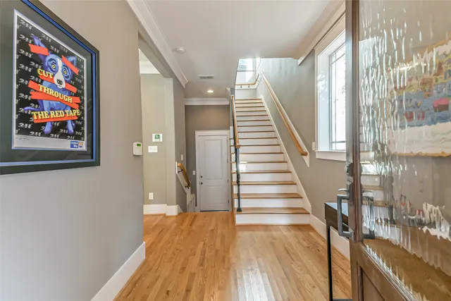 $750,000 | 550 Oxford Street, Houston, TX 77007