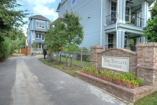 $750,000 | 550 Oxford Street, Houston, TX 77007