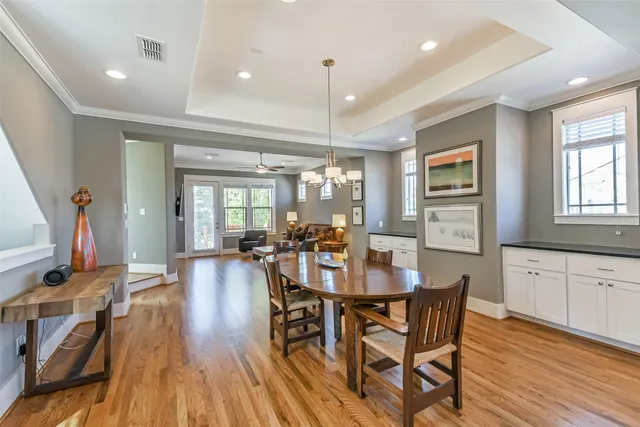 $750,000 | 550 Oxford Street, Houston, TX 77007