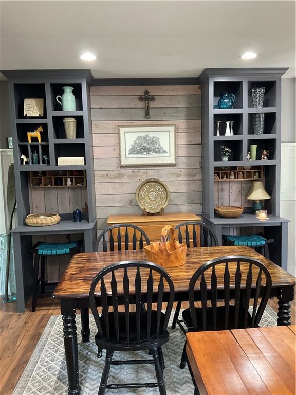 5403 Stone Trace Gainesville, GA 30504 - Photo 21 of 126 a view of a chairs and table in a room