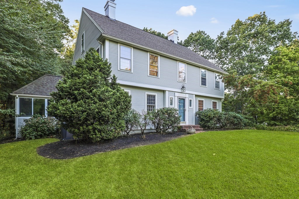 145 Judge Cushing Road Scituate, MA 02066 - Photo 9 of 42