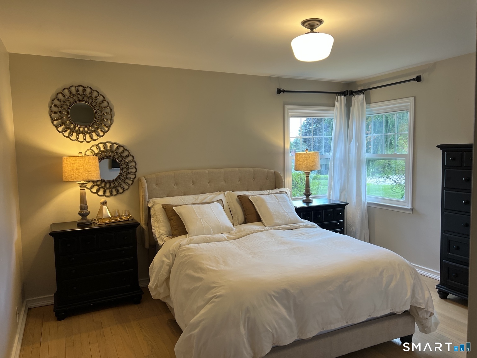 186 Schiller Road Fairfield, CT 06825 - Photo 12 of 15 Gallery Image 12