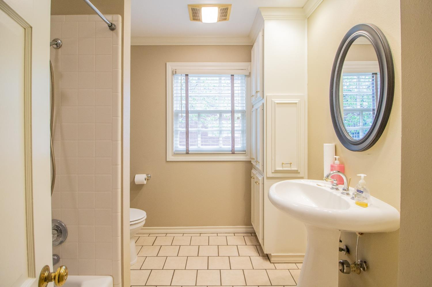 3311 22nd Street Lubbock, TX 79410 - Photo 23 of 37 Photo 23
