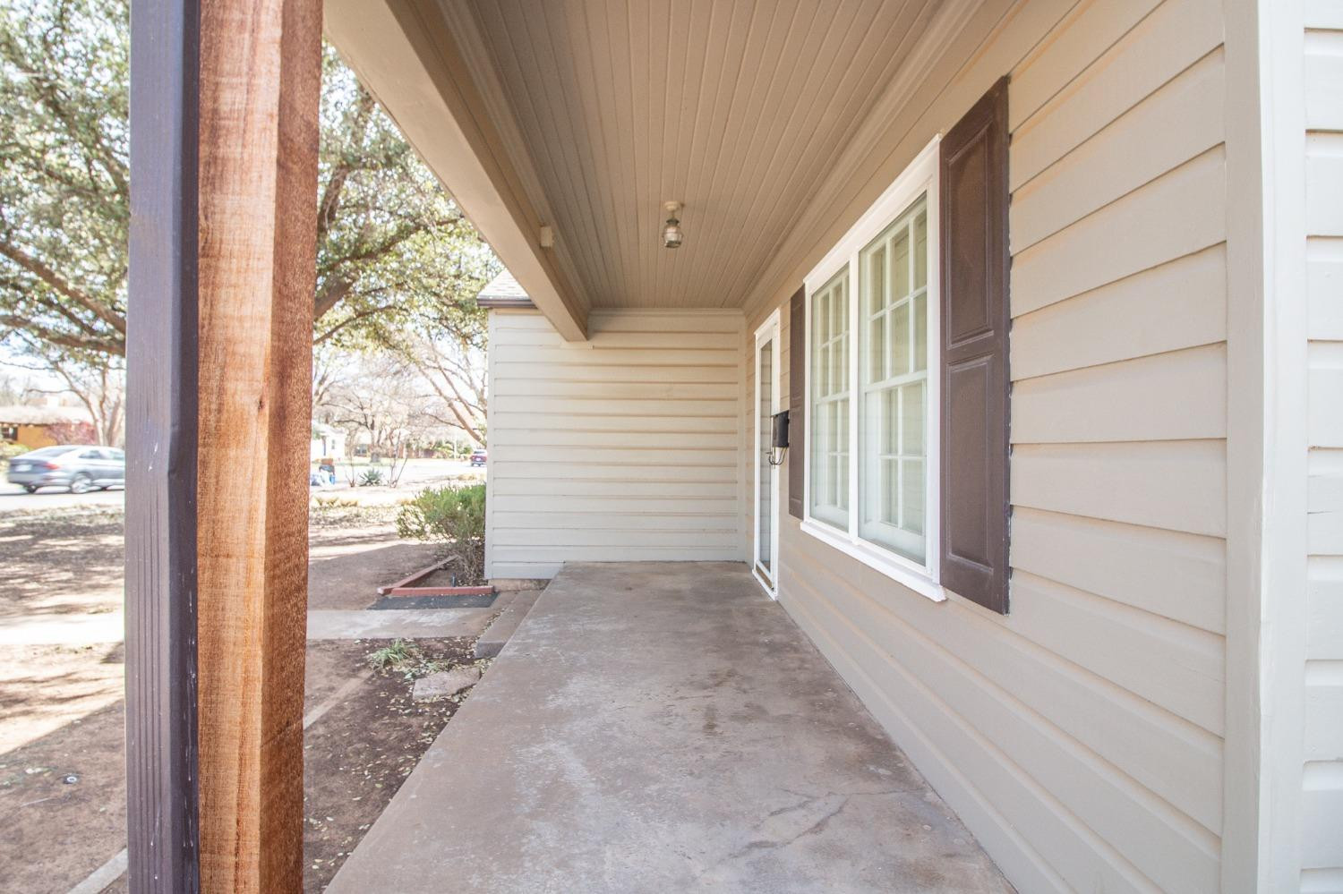 3311 22nd Street Lubbock, TX 79410 - Photo 3 of 37 Photo 3