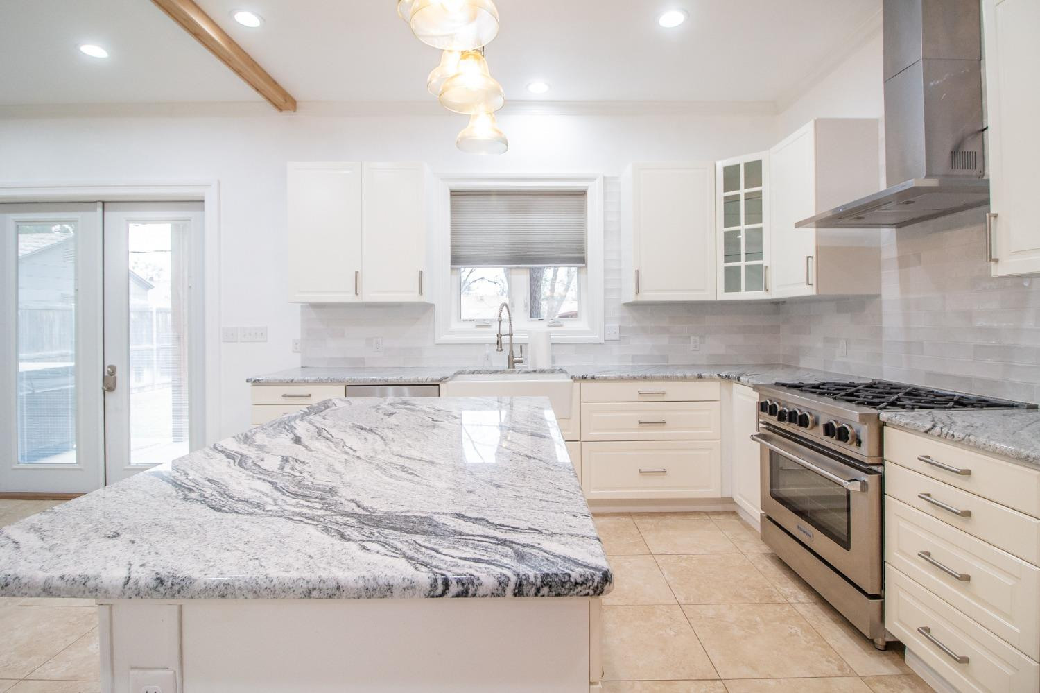 3311 22nd Street Lubbock, TX 79410 - Photo 9 of 37 Photo 9