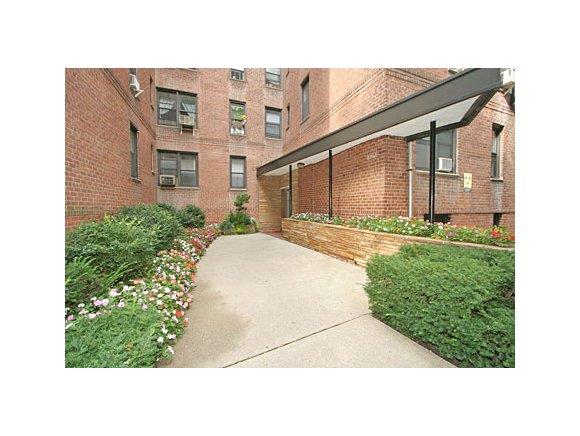 7261 Shore Road, Unit 5Y Brooklyn, NY 11209 - Photo 1 of 7 Gallery Image 1