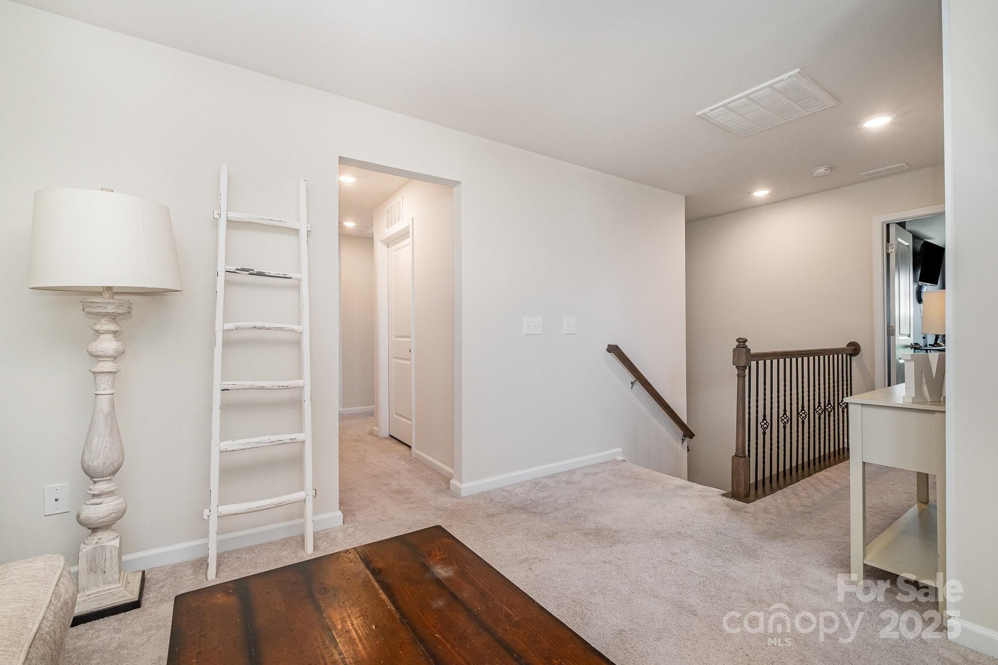 17502 Snug Harbor Road Charlotte, NC 28278 - Photo 21 of 36 Gallery Image 21