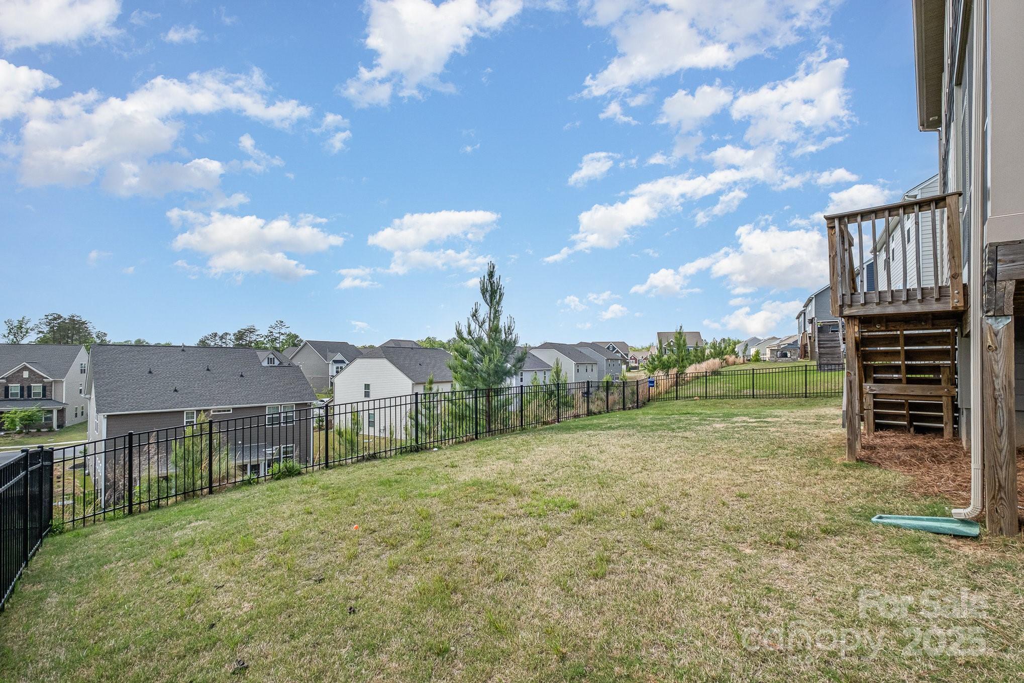 17502 Snug Harbor Road Charlotte, NC 28278 - Photo 34 of 36 Gallery Image 34