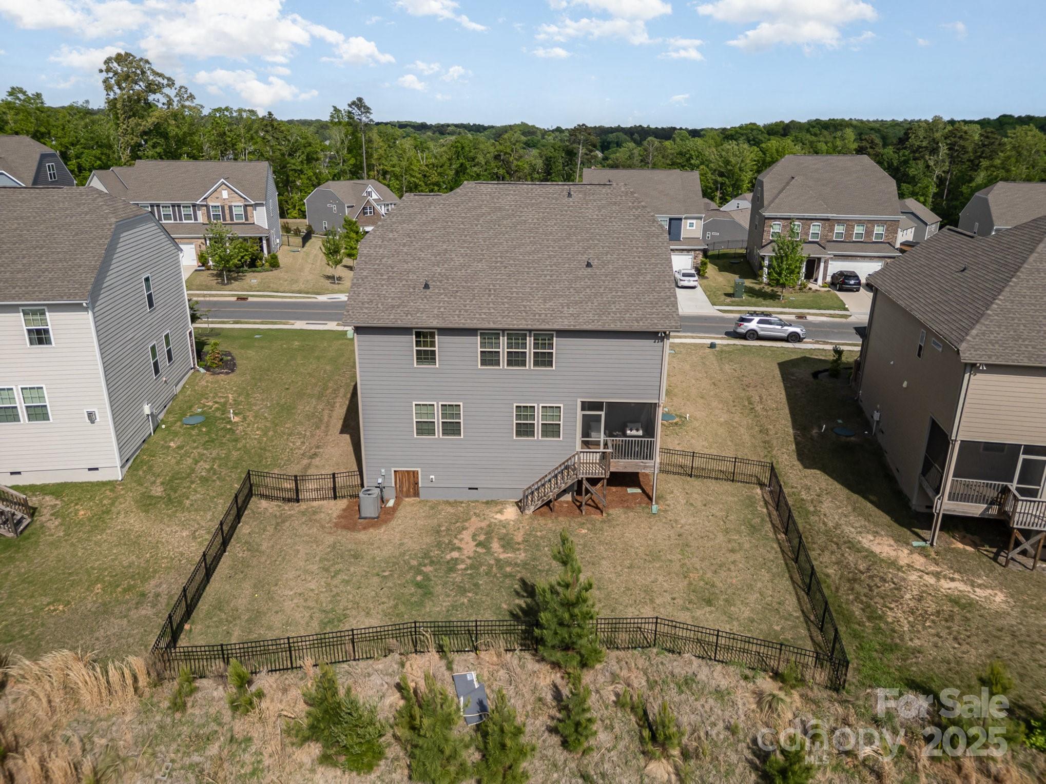 17502 Snug Harbor Road Charlotte, NC 28278 - Photo 35 of 36 Gallery Image 35