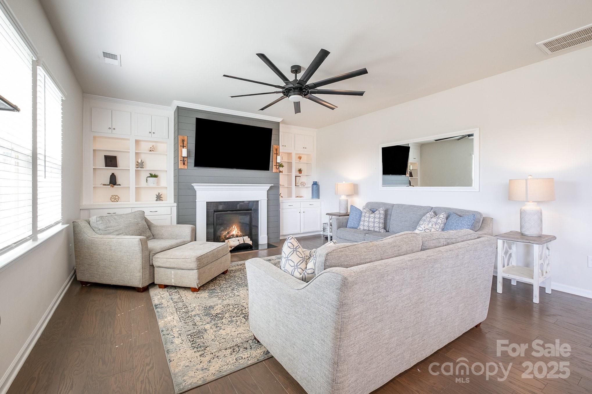 17502 Snug Harbor Road Charlotte, NC 28278 - Photo 8 of 36 Gallery Image 8