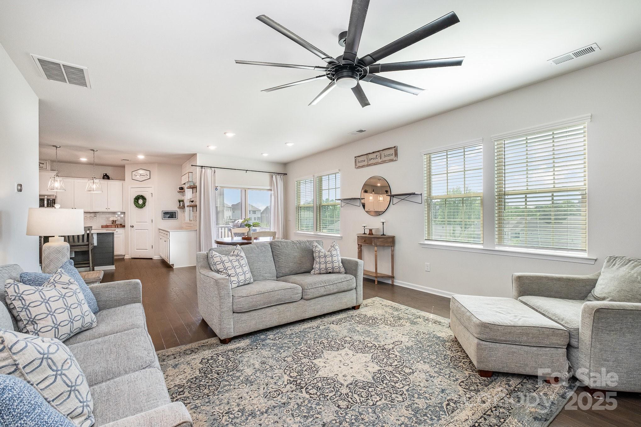 17502 Snug Harbor Road Charlotte, NC 28278 - Photo 10 of 36 Gallery Image 10