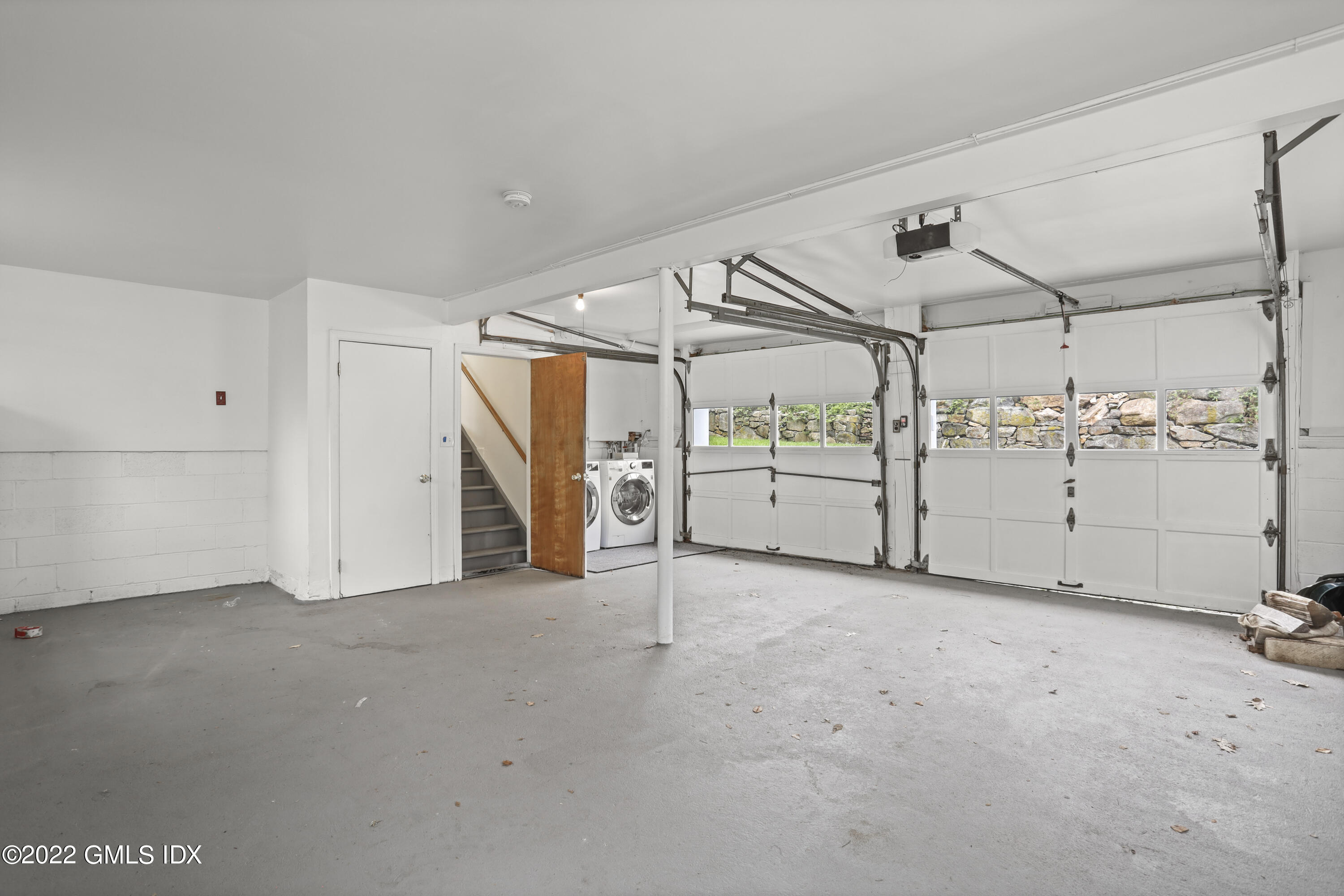 29 Thorn Hill Road Riverside, CT 06878 - Photo 30 of 37 garage