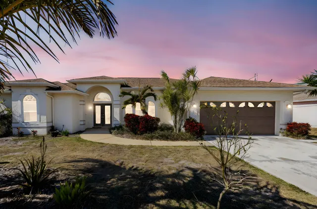 $599,000 | 3210 Southeast Otis Lane, Port St. Lucie, FL 34984