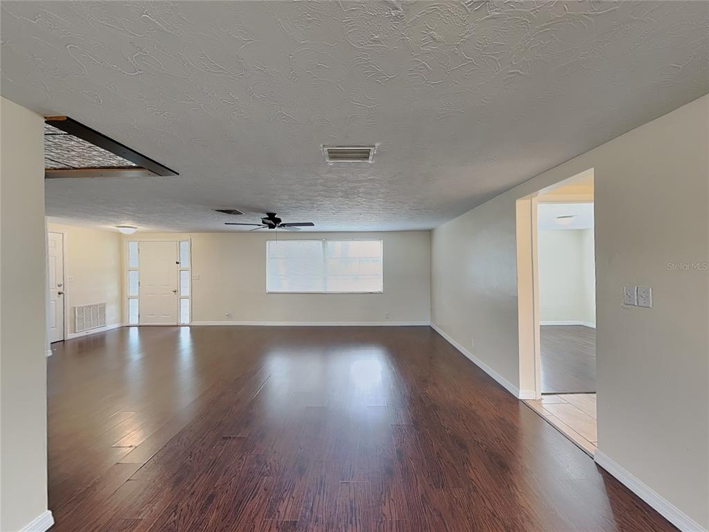6041 9th Avenue New Port Richey, FL 34653 - Photo 7 of 19