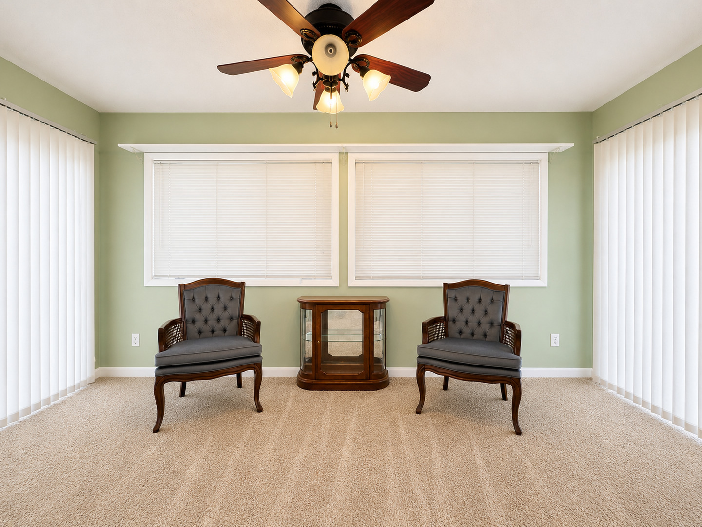 2608 38th Street Moline, IL 61265 - Photo 12 of 18 a living room with furniture and a window