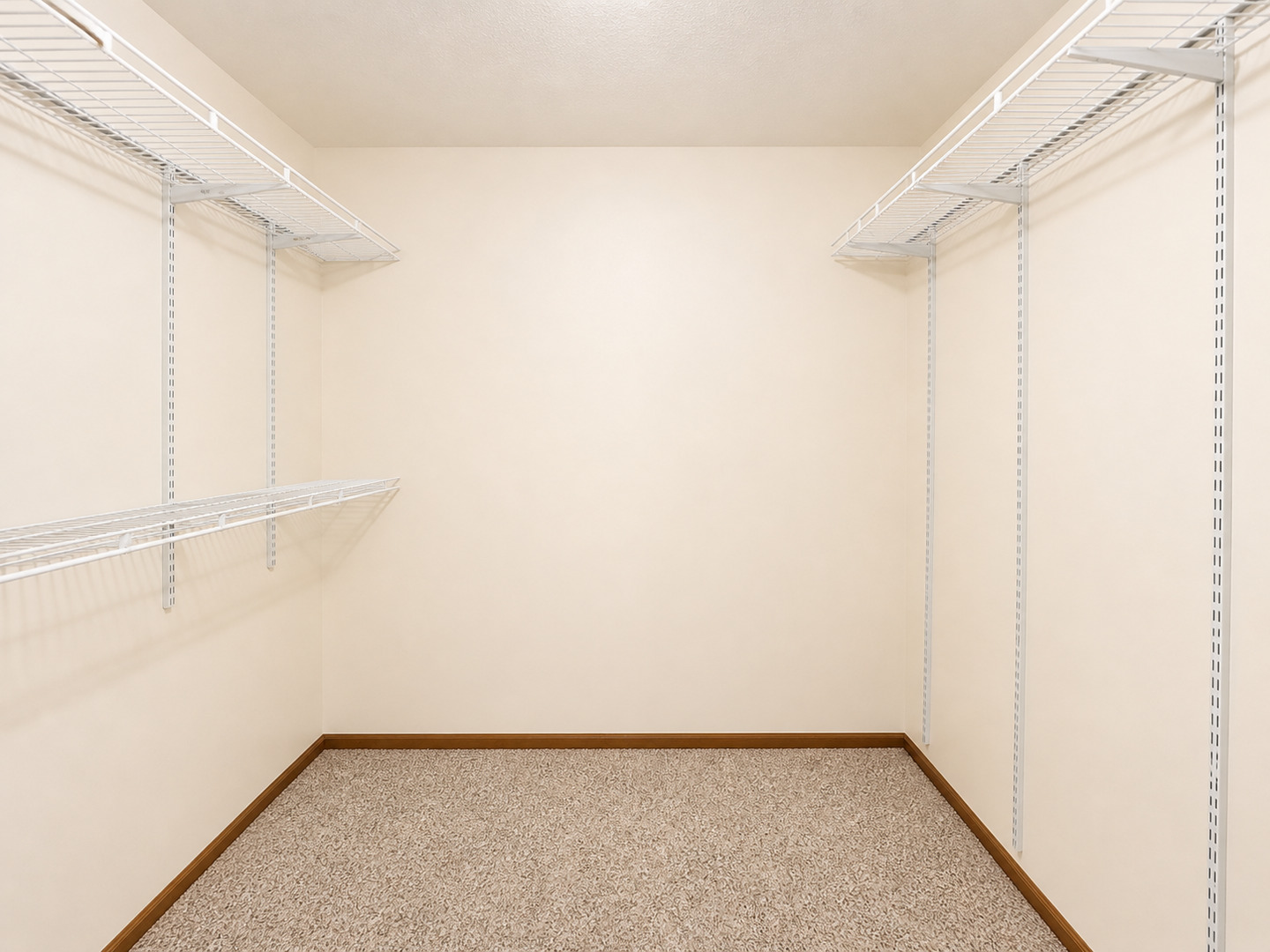 2608 38th Street Moline, IL 61265 - Photo 16 of 18 a view of small space