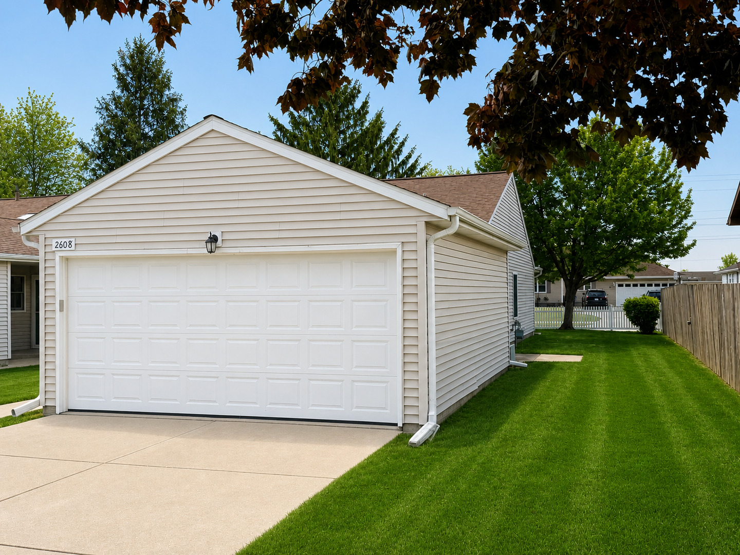 2608 38th Street Moline, IL 61265 - Photo 3 of 18 a view of backyard of house with green space
