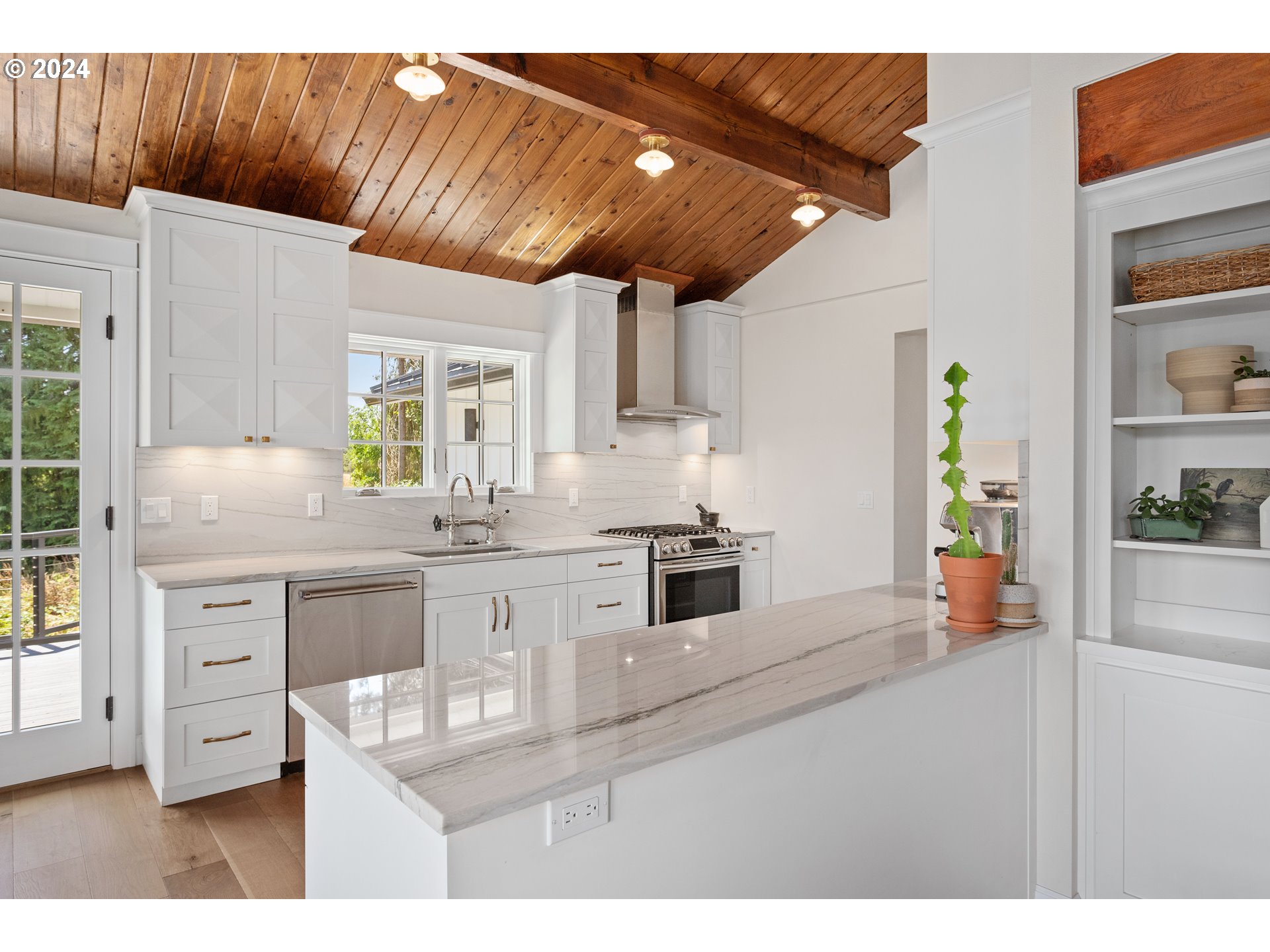 16464 Southwest Wilsonville Road Wilsonville, OR 97070 - Photo 13 of 48 Gallery Image 13